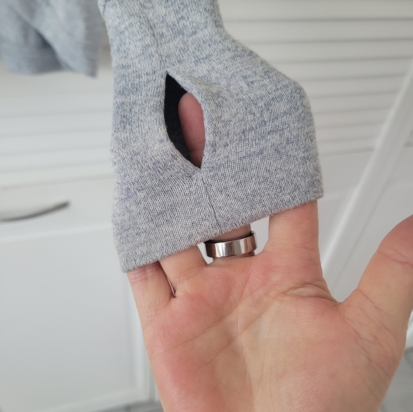 Athleta Light Gray Heather Pose Wrap Cardigan. Size Small - Picture 4 of 7